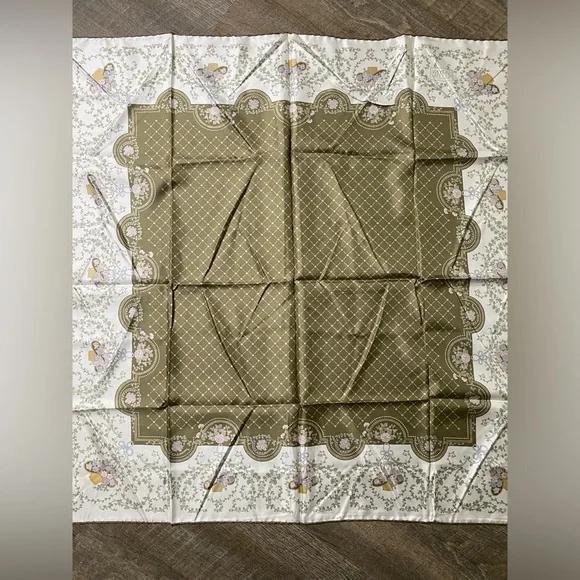 Vintage Alcott & Andrew Silk Scarf - Picture 5 of 9